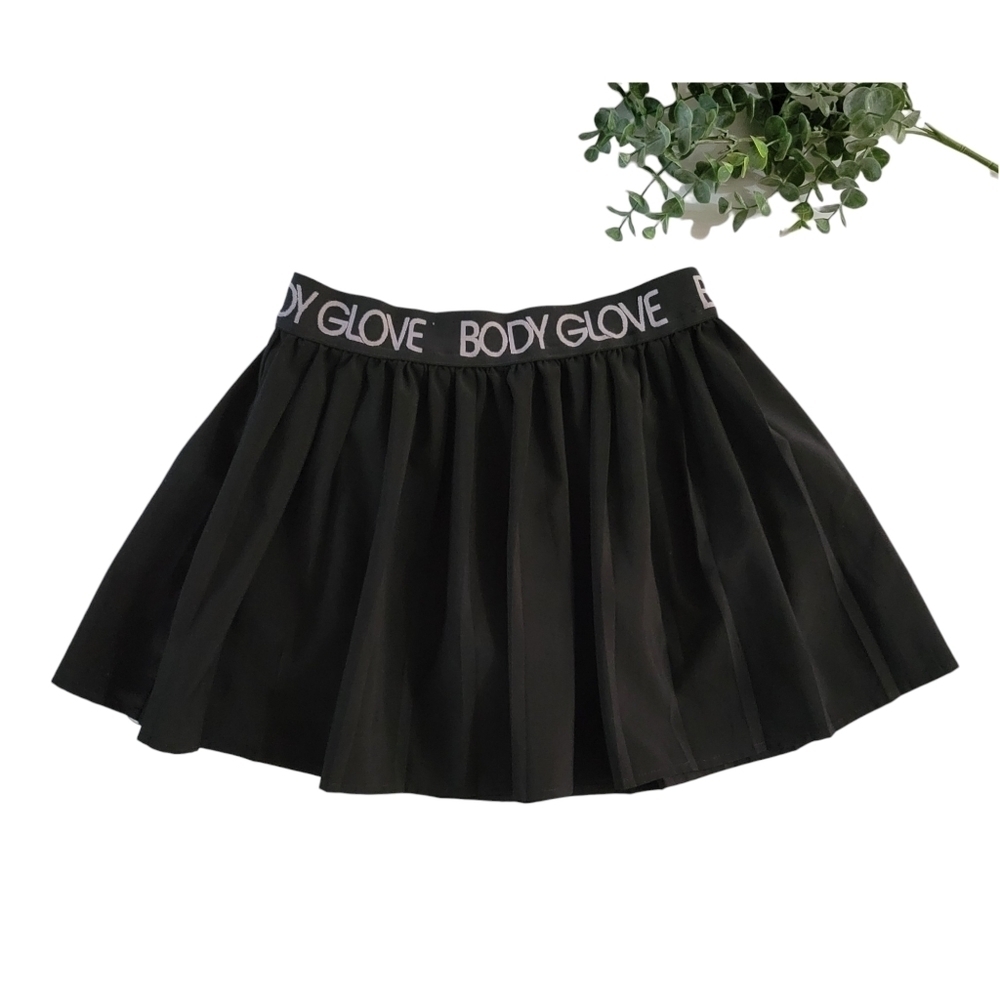 BODY GLOVE Pretty in Pleated Skort Black Skater Tennis Golf Skirt